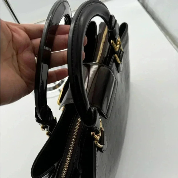 LOUIS VUITTON Melrose Amarante, with 🆓 COA and LV Dust Bag - Picture 15 of 17